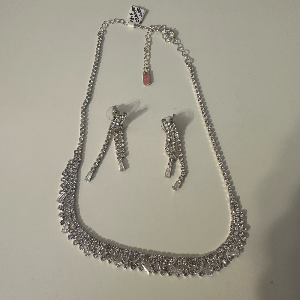 Necklace and earrings!